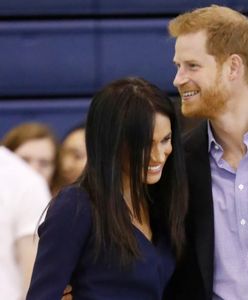 Wysokie obcasy i elegancki komplet. W takim stroju Meghan grała ze sportowcami