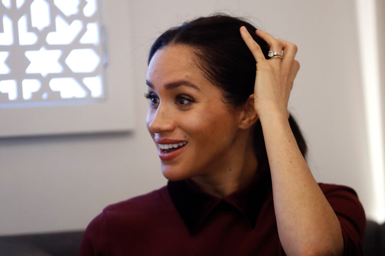 Księżna Meghan zmieniła się na przestrzeni roku. Zdradziła ją mowa ciała