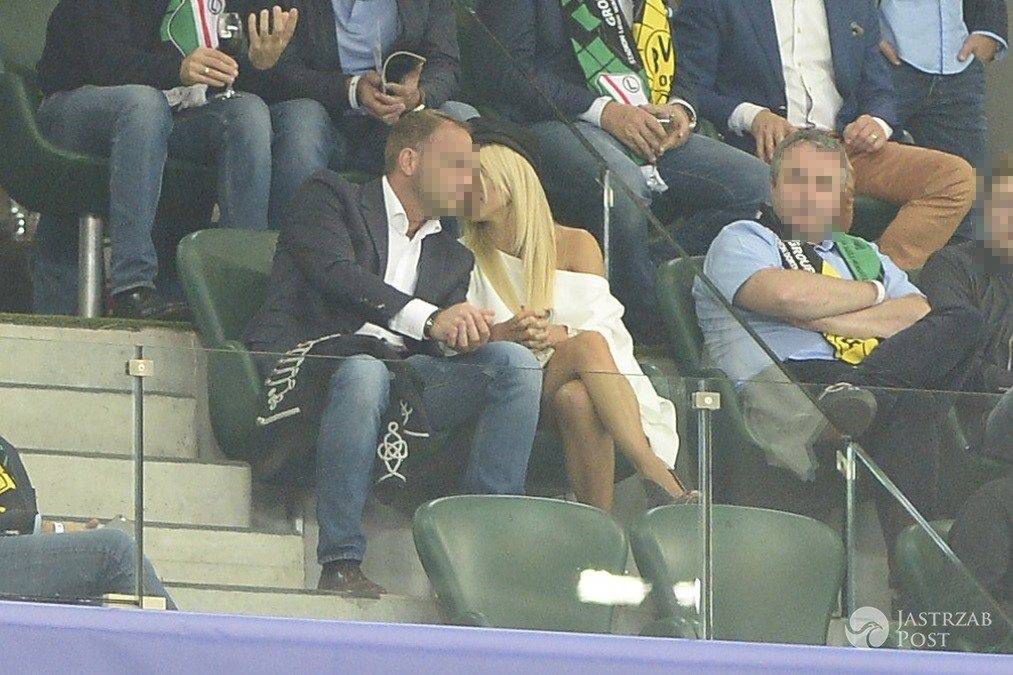 Doda z nowym partnerem na meczu Legia Warszawa-Borussia Dortmund