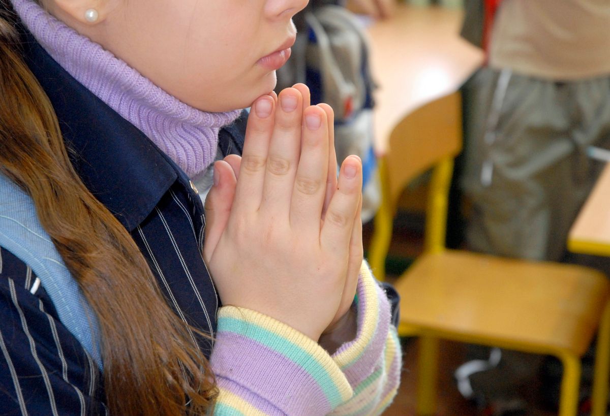 Wiceprezydent Warszawy chce mniej lekcji religii. Jest reakcja kurii