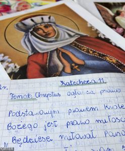 Religia poza szkołą? Polacy podzieleni