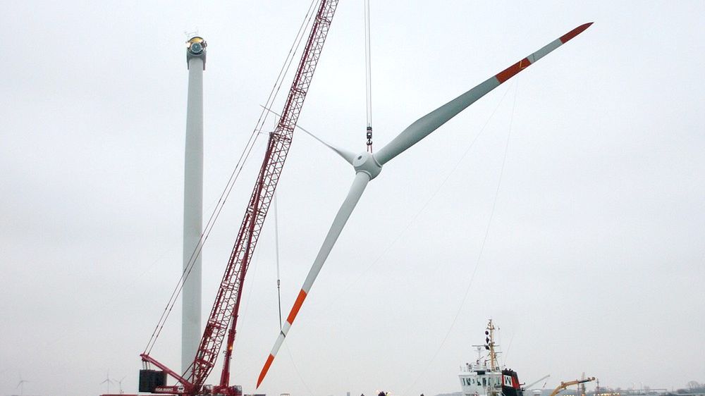 PKN Orlen będzie budował wiatraki na morzu.