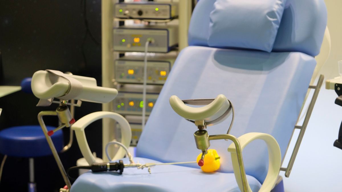 Image of gynecological chair close up