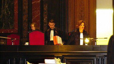 Początek procesu terrorystów przed brukselskim sądem