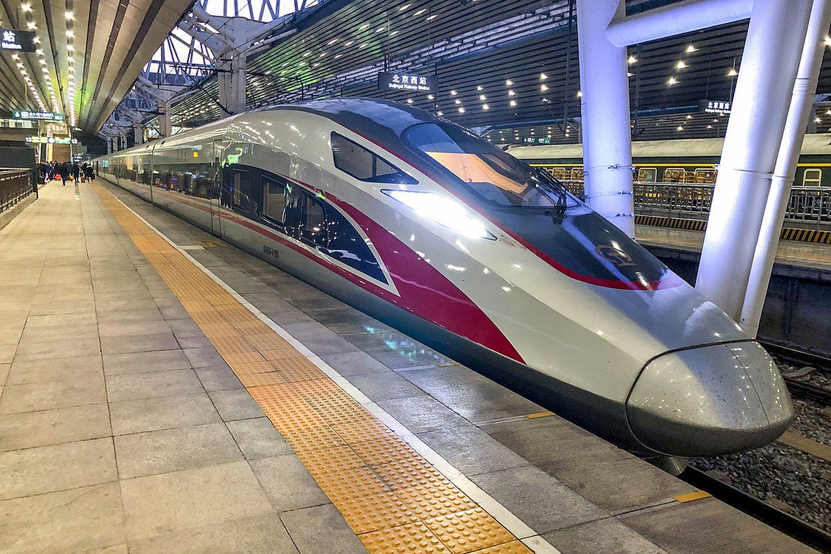 Pociąg G80 relacji Hong Kong - Pekin robi wrażenie