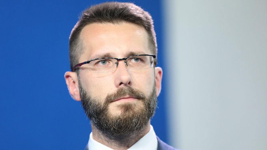Radosław Fogiel (PiS) oburzony słowami Jerzego Stuhra.