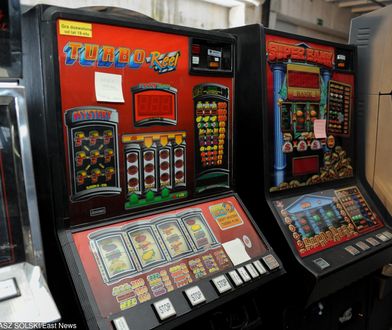 Wieliczka: Policja zabezpieczyła narkotyki i nielegalne automaty do gier