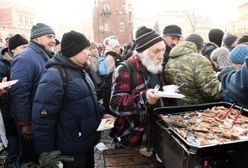 Potrzebujący przychodzą setkami. To największa taka wigilia