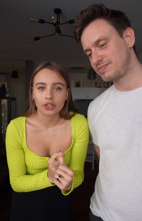 Oliwia Bieniuk z przyjacielem