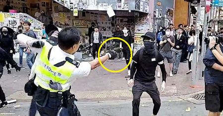 Przerażające zdjęcie obiegło świat. W Hongkongu trwają brutalne starcia na ulicy