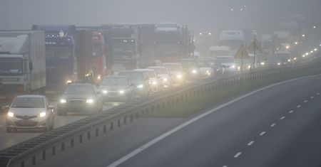 "Szeryfowanie" wydłużyło korki na trasie wylotowej z Warszawy. Sznur aut miał 5 km