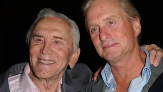 Kirk Douglas nie zapisał swojemu synowi ANI GROSZA. Gwiazdor zostawił po sobie majątek warty 241 milionów złotych!