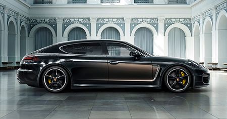 Porsche sprzedało 100 aut w 2 dni. Każde za 1 mln zł