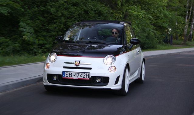 Abarth 500C 1.4 T-jet 16V: małe auto, wielkie emocje