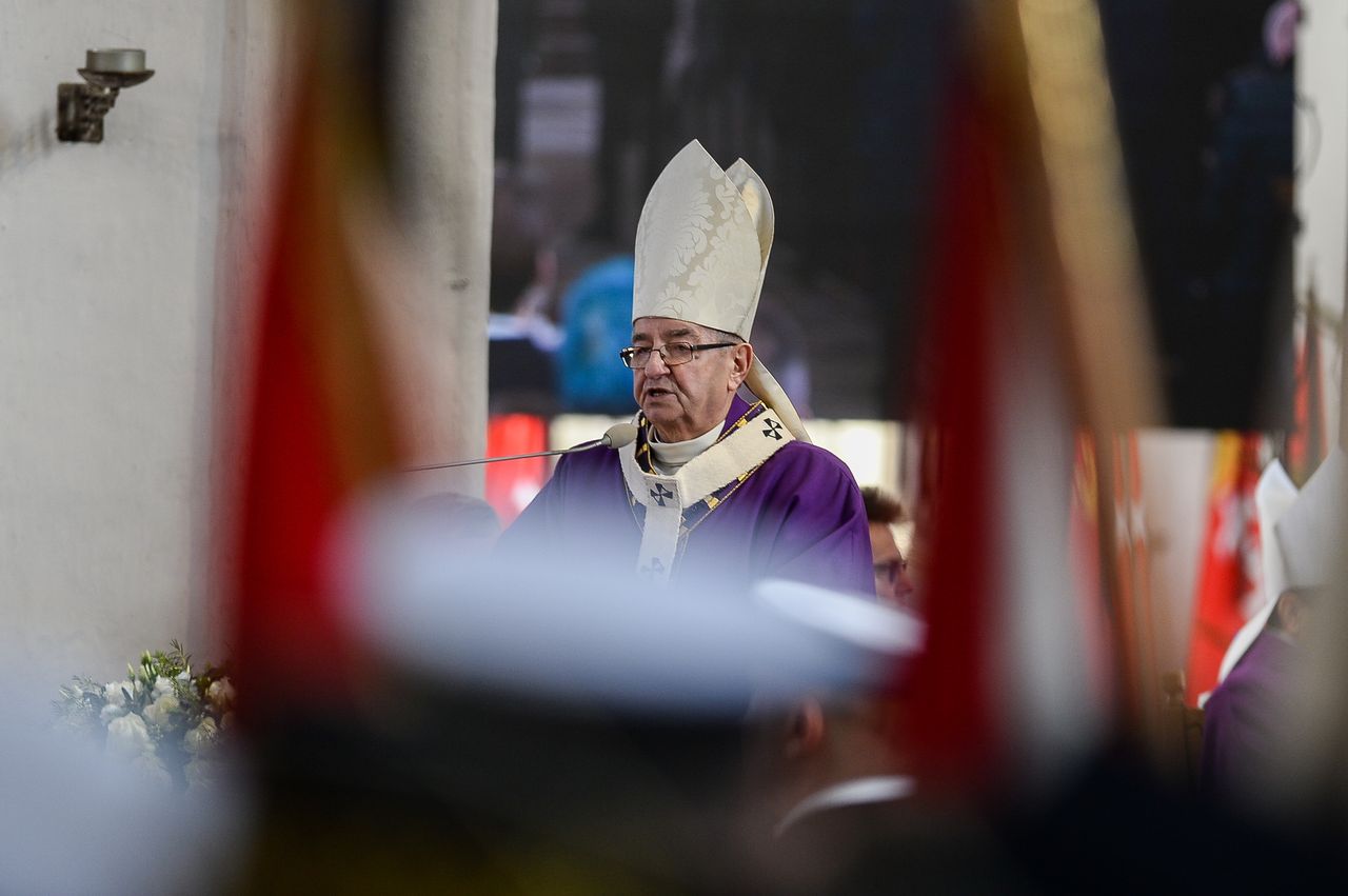 Abp Sławoj Leszek Głódź. Zakrapiane imprezy i starcia z Pawłem Adamowiczem