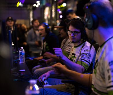 OpTic wygrywa Paris Open - Turniej Call of Duty World League, prezentowany przez PlayStation 4