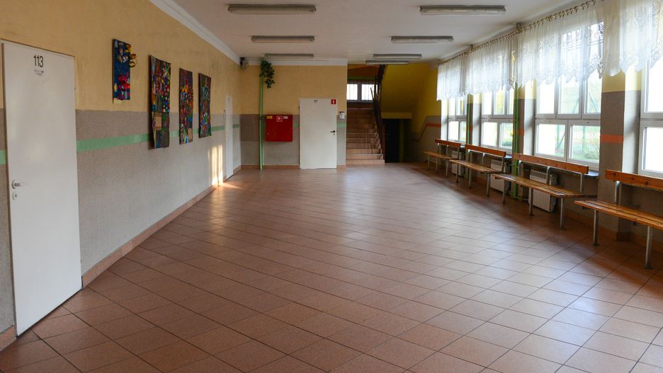 Rawa Mazowiecka. Uczennica zmarła z powodu powikłań po grypie