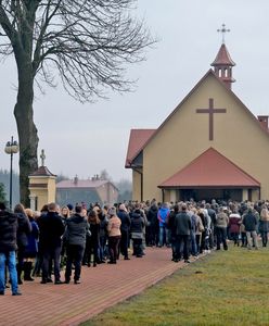 Zasiłek pogrzebowy powinien być wyższy. Poseł PiS apeluje do swojego rządu
