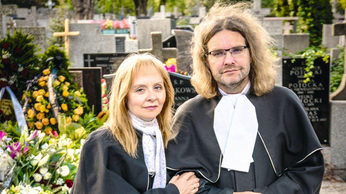 Warszawa 01.10.2018 r. Anna i Jacek Borowik - mistrzowie swieckich ceremonii pogrzebowych. fot.Krzysztof Zuczkowski