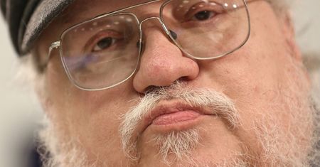 “Gra o tron”: Martin uspokaja — zakończenie książki będzie inne niż serialu