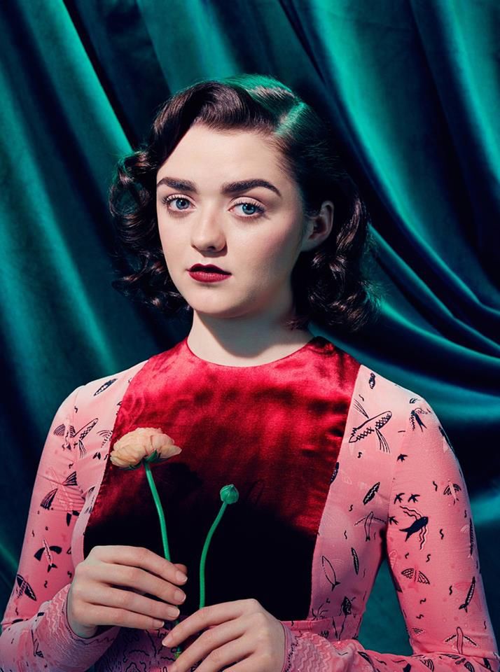 Słodka Maisie Williams? Zobaczcie jej zdjęcia z dzieciństwa