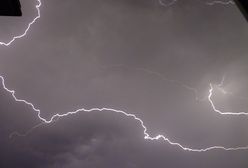 Pogoda: burza, silny wiatr i grad. Alert RCB dla dziesięciu województw. Będą przerwy w dostawach prądu?