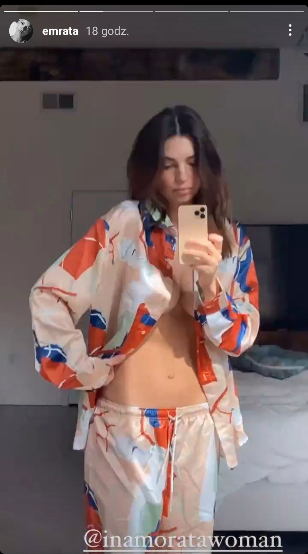 Emily Ratajkowski pokazała brzuch krótko po porodzie