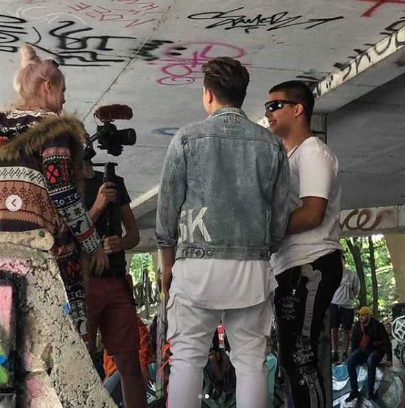 Allan Krupa w wystąpił w teledysku - Instagram
