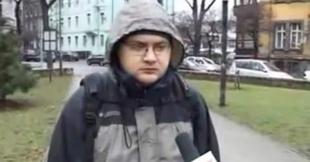 Będę grał w grę. I nic wam do tego