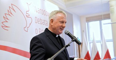 Wykładowca KUL mówi o "mordach rytualnych Żydów". Po reakcji Kościoła i uczelni proponuje "naukową debatę"