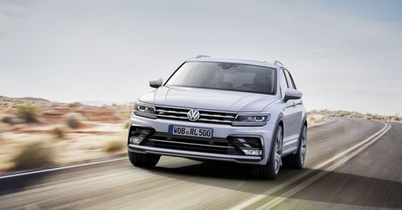 Volkswagen stawia na bezpieczeństwo. Najważniejsze systemy dostępne w nowym Tiguanie