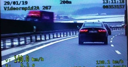 Zatrzymali jaguara na A4. "Prawko z internetu"