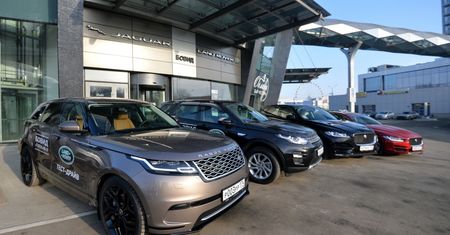 Koronawirus problemem sprzedawców aut. Generalny importer Jaguara przyznaje, że wyniki spadną