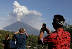 Wybuch wulkanu na Bali jest atrakcją dla turystów. Może jednak stać się problemem