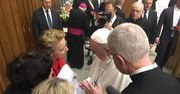 Papież Franciszek ucałował dłoń polskiej ofiary księdza pedofila. "Poruszający moment"