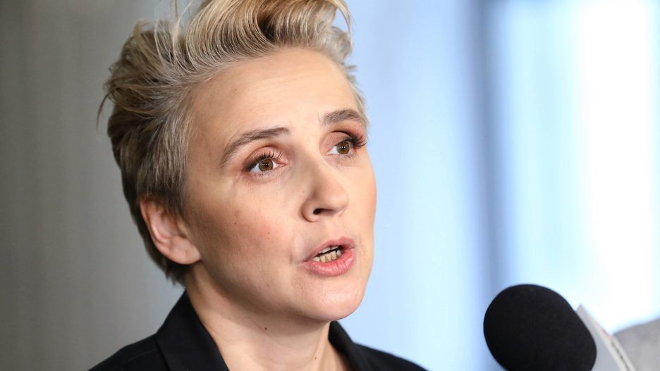Joanna Scheuring-Wielgus walczy o prawa ofiar księży pedofilów