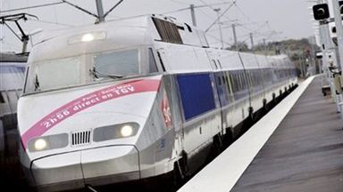 Pociąg TGV z Paryża do Saint-Malo