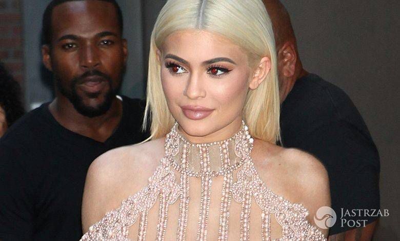 Kylie Jenner jest w ciąży? Tabloid ma na to dowody!