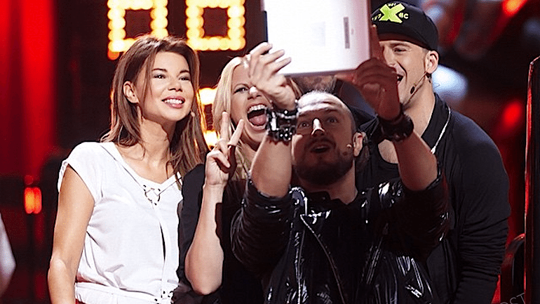 Selfie trenerów The Voice of Poland 6. Pierwsze zdjęcia z planu The Voice of Poland 6