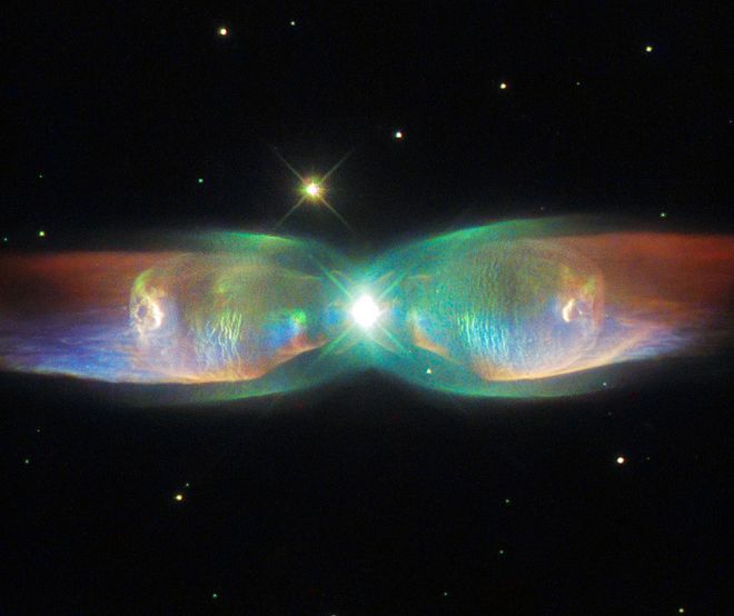Teleskop Hubble'a wykonał jeszcze wyraźniejsze zdjęcie mgławicy Minkowskiego