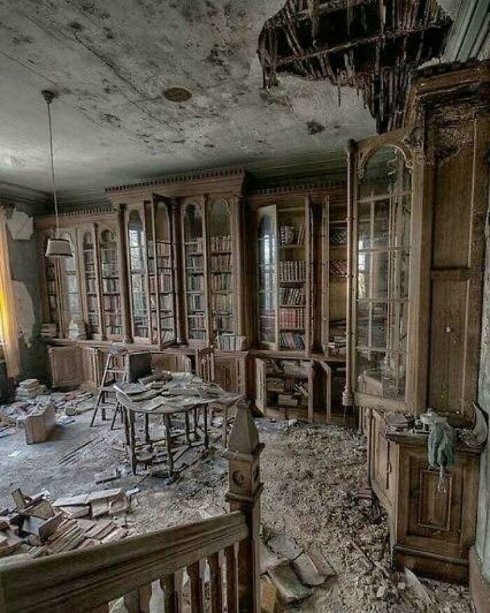 Abandoned Beauties/fb