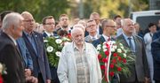 Rozpoczęły się obchody 68. rocznicy Poznańskiego Czerwca. Pierwsze kwiaty złożono już o 6:00 rano