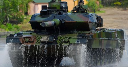 Niemcy i Francja wykluczają Polskę z projektów zbrojeniowych