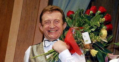 Lubaszenko spotyka się z 25-LATKĄ!
