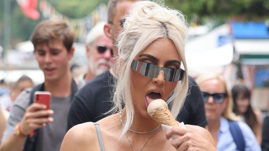 Kim Kardashian wyeksponowała wdzięki