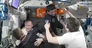 Uściski i wielka radość. Astronauci na ISS