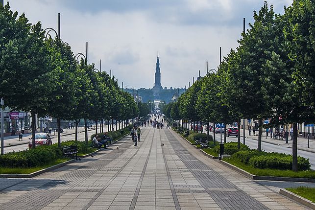 Częstochowa. Dalszy ciąg sprawy Matki Bożej z tęczową aureolą