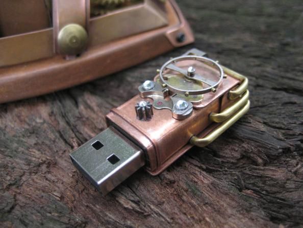 Jedna z najlepszych steampunkowych myszy komputerowych wszech czasów 4