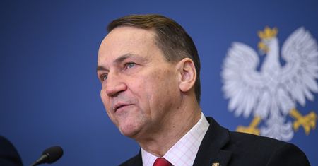 Polscy żołnierze trafią na Bliski Wschód? Sikorski odpowiada