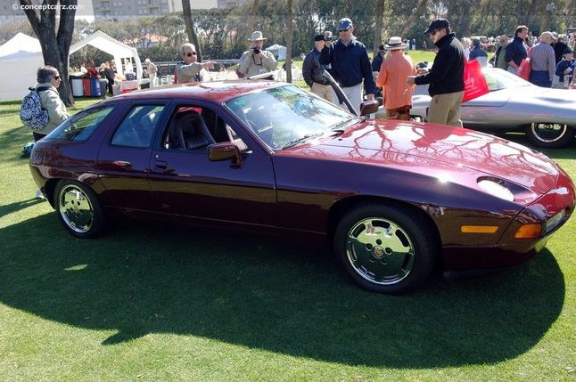 Porsche 928 S4 (fot. madforwheels.com)